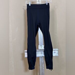 Fabletics Women’s Black with Blue Threading Leggings Sz S